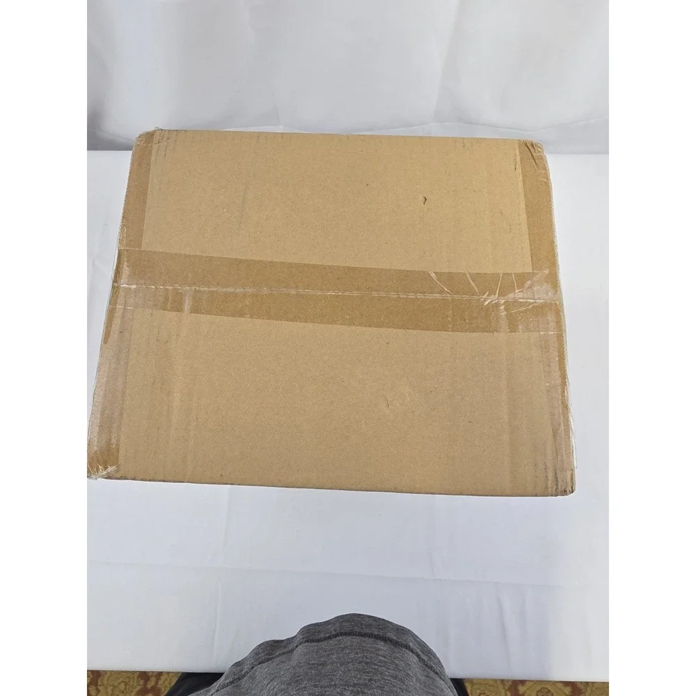 Parrot Uncle HFALGR BH11809110V Wall Lamp / Sconce Brass Gold Brand New In Box!
